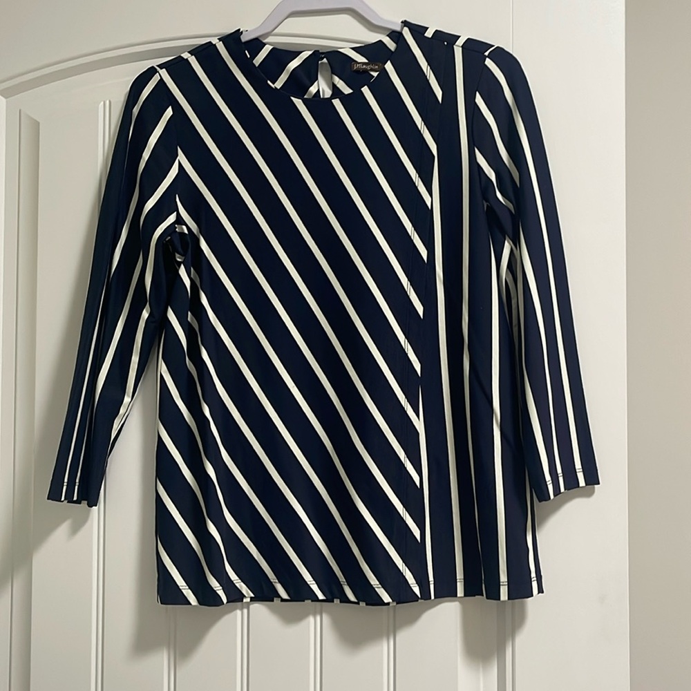 I. McLaughlin navy & cream striped 3/4 length sleeve shirt size M